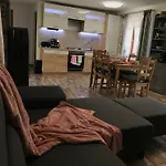 Βίλα Vip Maganszallas *