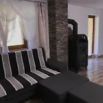 Vip Maganszallas