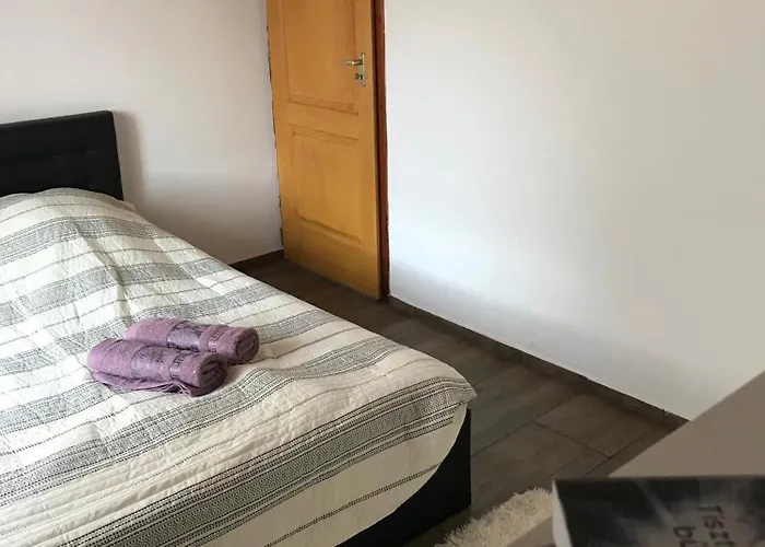 Vip Maganszallas * Csapi